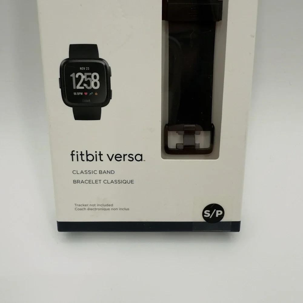 Fitbit Versa Activity Tracker‎ Small Black Classic Accessory Band FB166ABBKS NEW